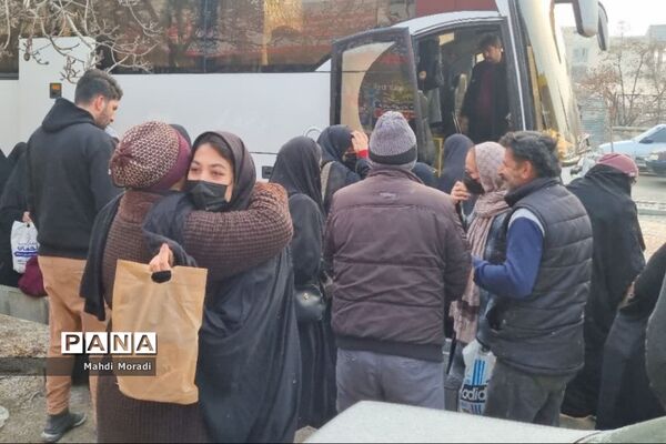 اعزام ۲۴۰ دانش‌آموز دختر دماوند به مناطق عملیاتی جنوب کشور