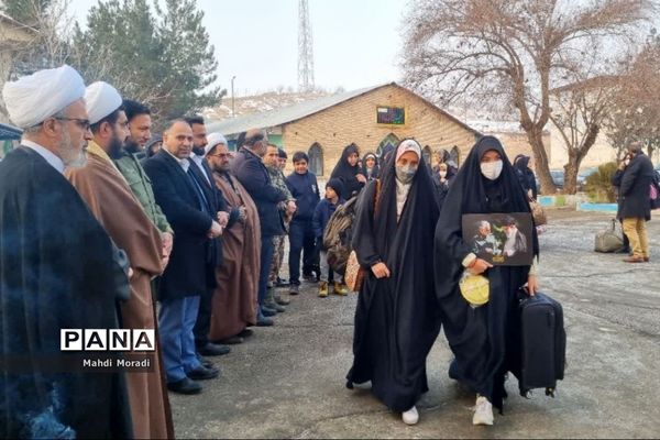 اعزام ۲۴۰ دانش‌آموز دختر دماوند به مناطق عملیاتی جنوب کشور