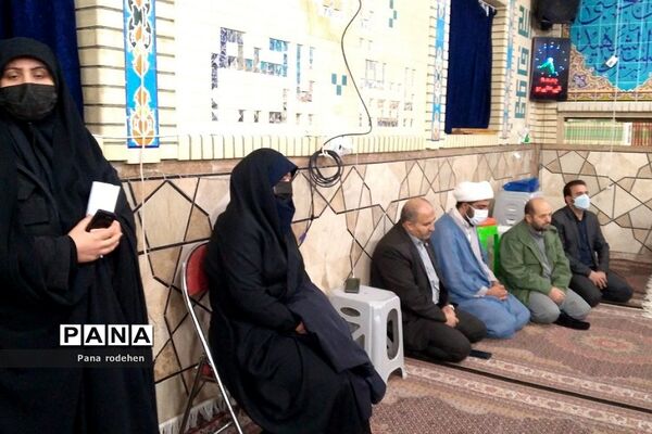 اعزام دانش‌آموزان به اردوی راهیان نور در رودهن