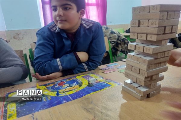 کلاس بازی و نشاط در دبستان ولی محمدی صفادشت