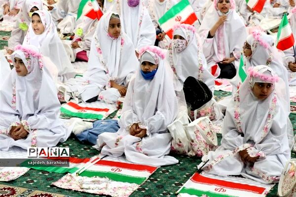 جشن تکلیف دختران مدارس ناحیه دو زاهدان