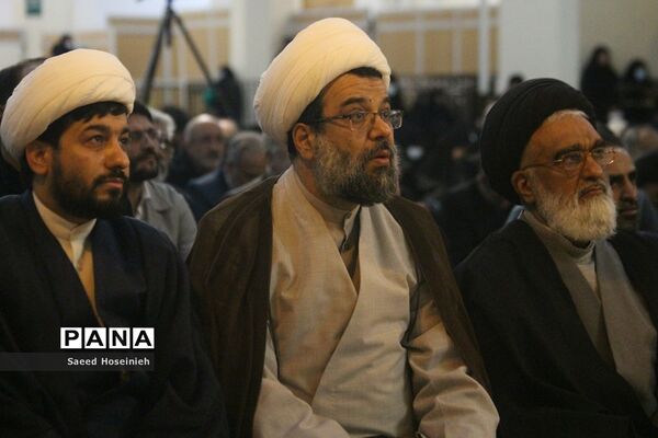 تجدید عهد خادمان فرهنگی قم با آستان مقدس بانوی کرامت