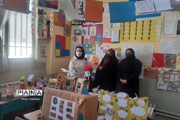 نمایشگاه جابربن حیان در دبستان امام‌حسن‌ مجتبی(ع) رودهن