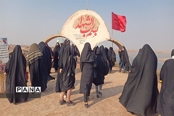 اعزام کاروان راهیان نور دانش‌آموزان کاشان