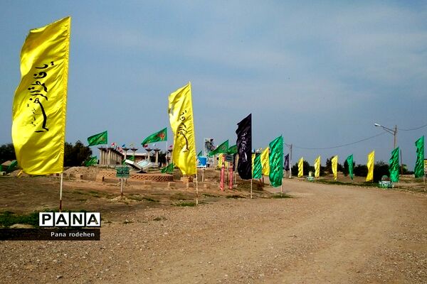 دانش‌آموزان دختر رودهن در اردوی راهیان نور