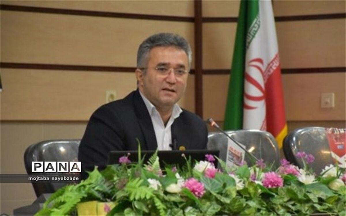 مدیر مدرسه مسئول خلق محیط‌های تربیتی با رویکرد درست است