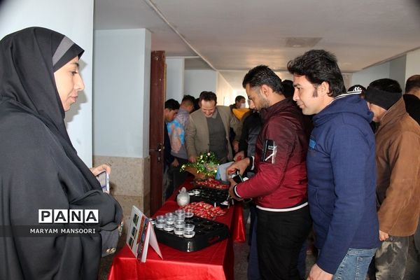 جلسه آموزش خانواده ویژه پدران در دبستان صحیفه نور فشافویه