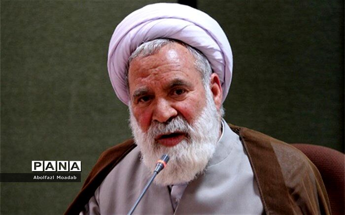 صفر تا صد امورات دهه فجر به دانش‌آموزان واگذار شود