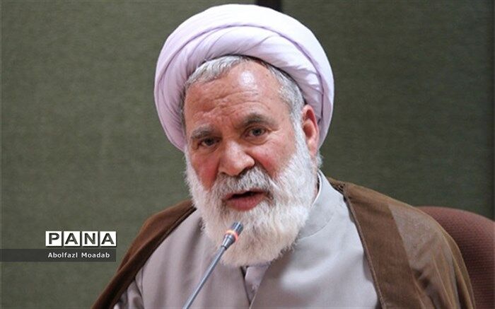 صفر تا صد امورات دهه فجر به دانش‌آموزان واگذار شود