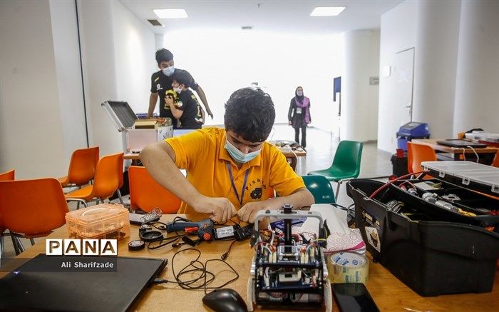 برنامه‌ریزی برای آینده شغلی دانش‌آ‌موزان با سنجش مهارتی و سالیانه مدارس و هنرستان‌ها