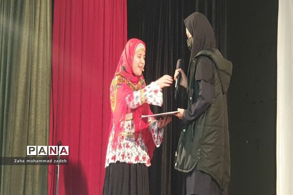 برگزاری جشن انقلاب در محمودآباد