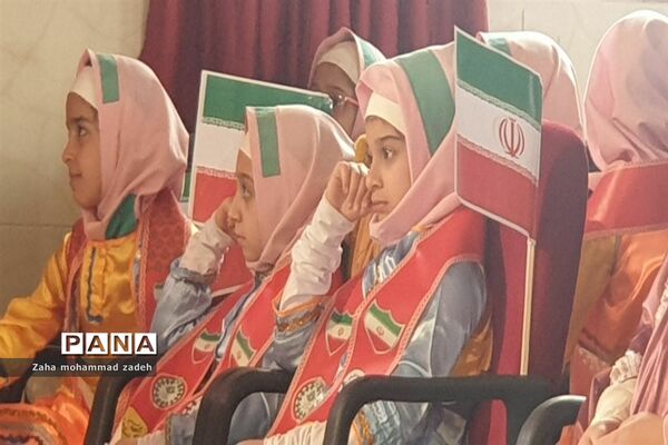 برگزاری جشن انقلاب در محمودآباد