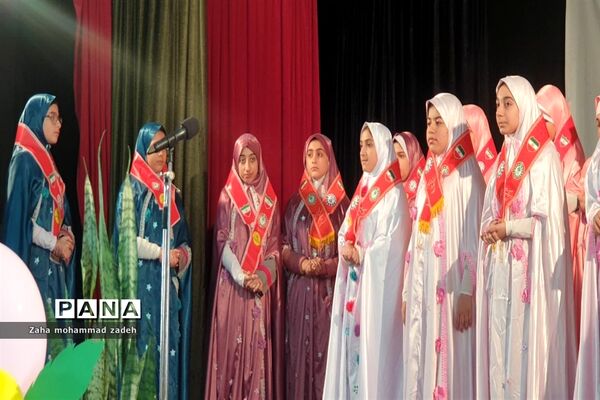 برگزاری جشن انقلاب در محمودآباد