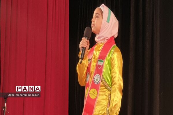 برگزاری جشن انقلاب در محمودآباد