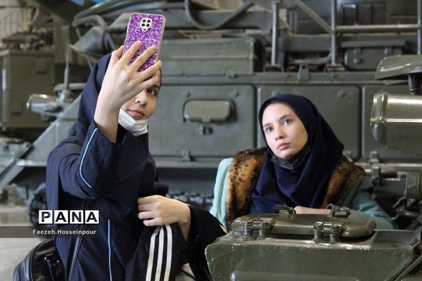 حضور دانش‌آموزان دختر بهارستانی در اردوی راهیان پیشرفت