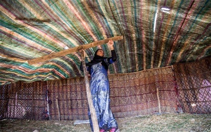 «دخترکوچ» پاریسی شد