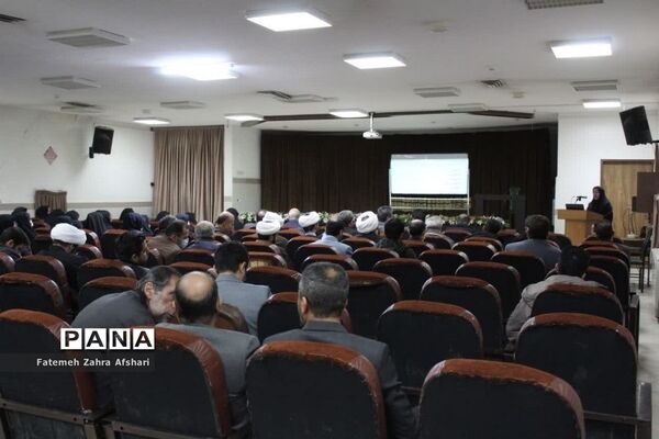 برگزاری دوره توانمندسازی مربیان و معاونان پرورشی مدارس شهرستان سمنان