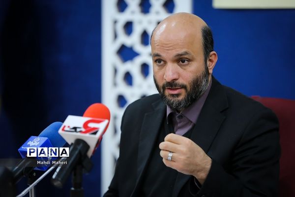 نشست خبری رئیس سازمان نوسازی، توسعه و تجهیز مدارس