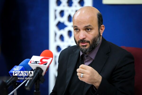 نشست خبری رئیس سازمان نوسازی، توسعه و تجهیز مدارس