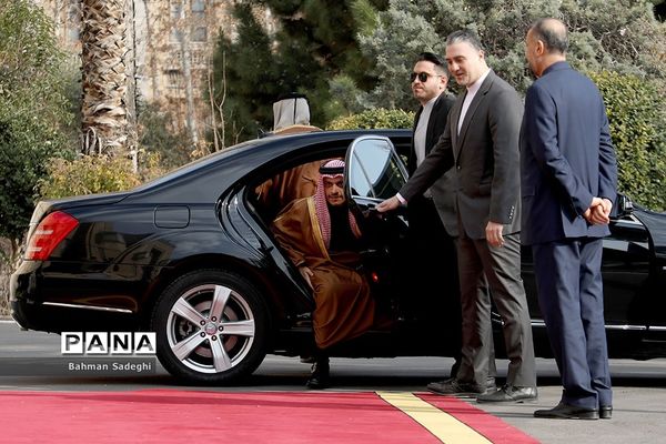 دیدار وزرای خارجه ایران و قطر