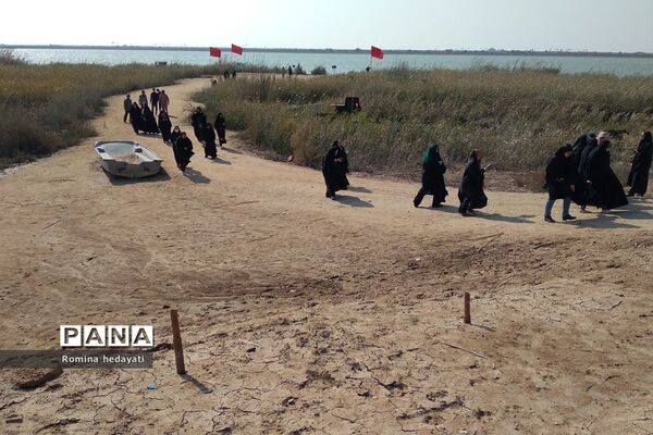 دانش‌آموزان رودهن در اردوی راهیان نور دشت ذوالفقاریه