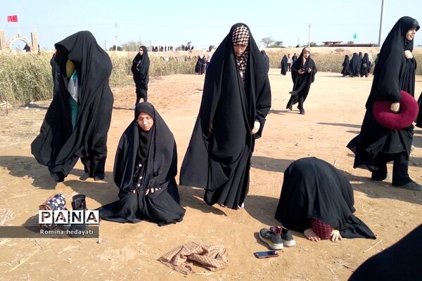 دانش‌آموزان رودهن در اردوی راهیان نور دشت ذوالفقاریه