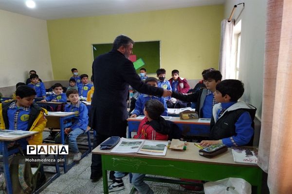 فعالیت‌های تربیتی دهه فجر آموزشگاه شیخ فضل الله نوری صفادشت