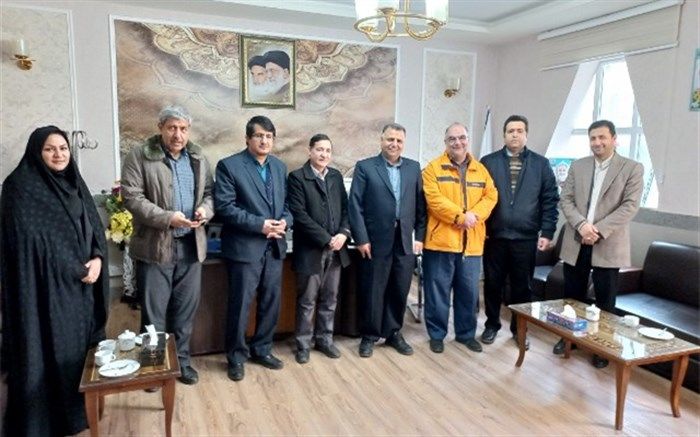 از طرح پیشنهادی ساندویچ کتاب در نیشابور استقبال شد