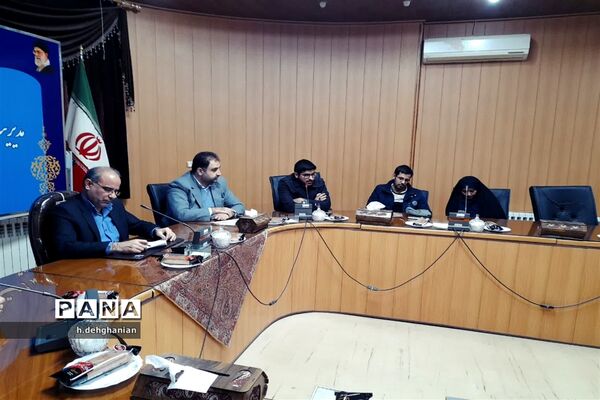 برگزاری دومین نشست مجلس دانش‌آموزی شهرستان تفت