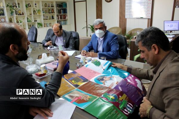 نشست هم‌اندیشی جشنواره داستان نویسی رضوی استان بوشهر