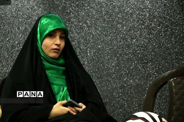 نشست صمیمانه نوجوانان عضو تحریریه نوجوانه روزنامه جام جم
