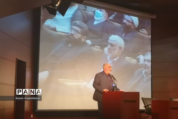 آئین تجدید میثاق استاندارتهران با آرمان‌های امام راحل