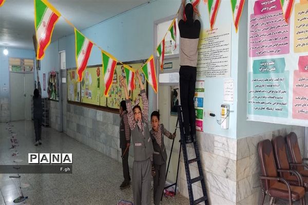 آذین بندی دبستان ابوذر شهرستان مروست