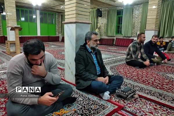 مراسم‌تقدیر از یاوران جمعه در رودهن