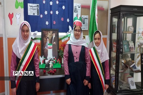 آغاز دهه فجر در مدارس ملارد