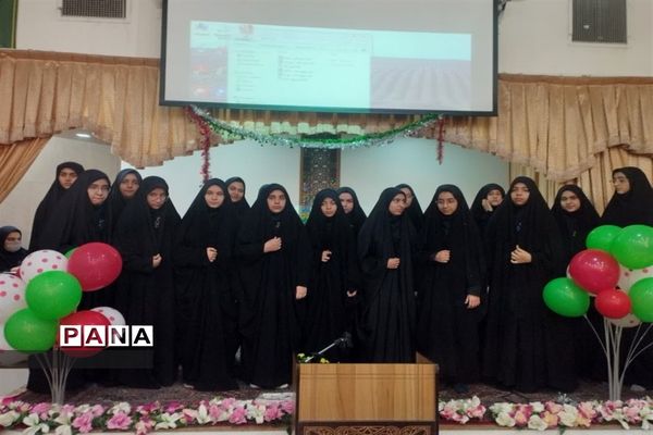 جشن آغاز دهه فجر و نواختن زنگ انقلاب