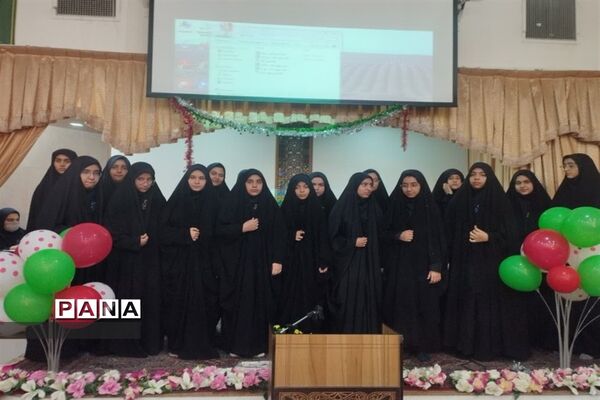 جشن آغاز دهه فجر و نواختن زنگ انقلاب