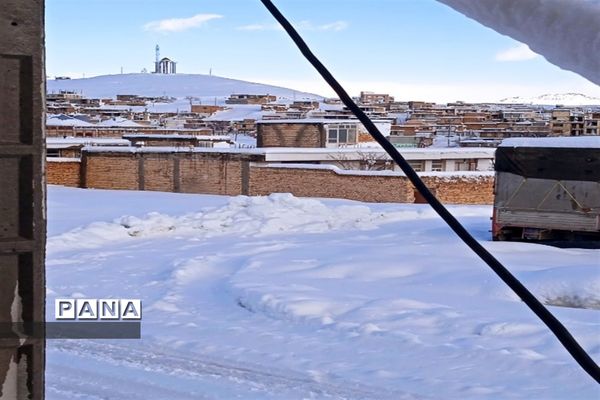 روز دل انگیز برفی در شهرستان بن