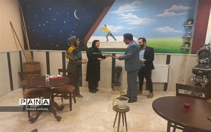 دانش‌آموز نخبه بهارستانی: مهم‌ترین شرط موفقیت در وهله اول خودباوری است