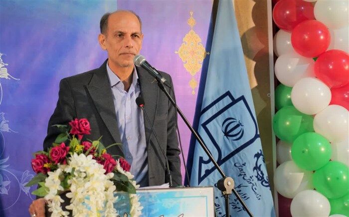 همراه دانش‌آموزان با شهدا عهد می‌بندیم تا در راستای آرمان‌های انقلاب اسلامی تلاش کنیم