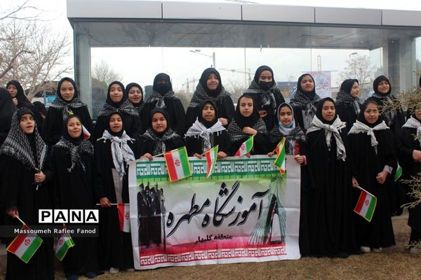 گلبانگ زنگ انقلاب در شهرستان گلبهار