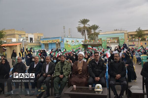 طنین  زنگ انقلاب اسلامی در مدارس جهرم