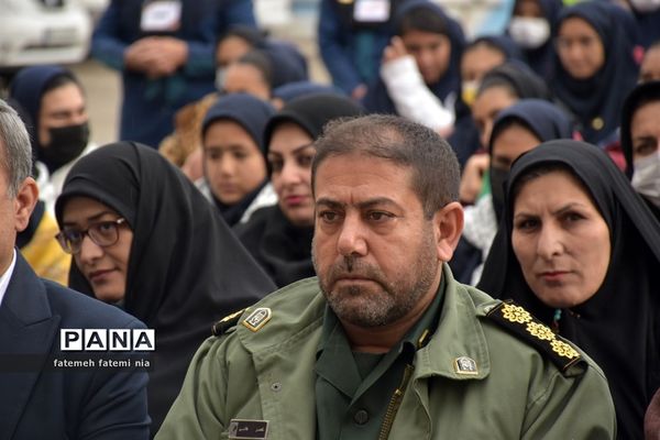 طنین  زنگ انقلاب اسلامی در مدارس جهرم