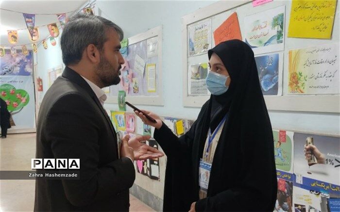 گرامیداشت دهه فجر در مدارس، مصداقی برای ترویج هویت ملی در دانش‌آموزان است