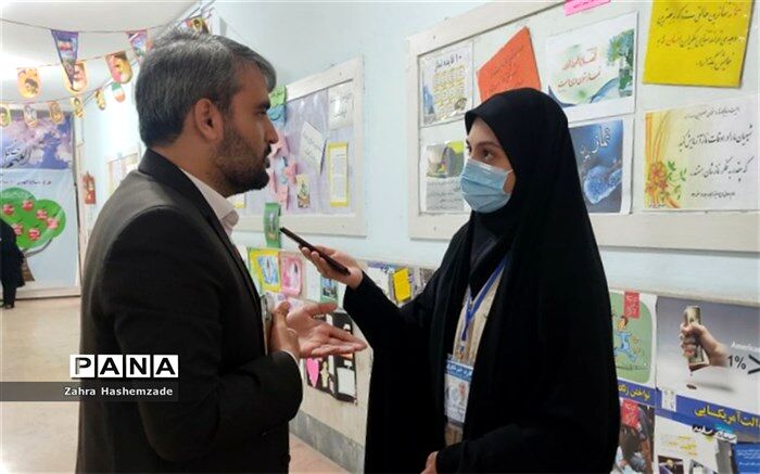 گرامیداشت دهه فجر در مدارس، مصداقی برای ترویج هویت ملی در دانش‌آموزان است