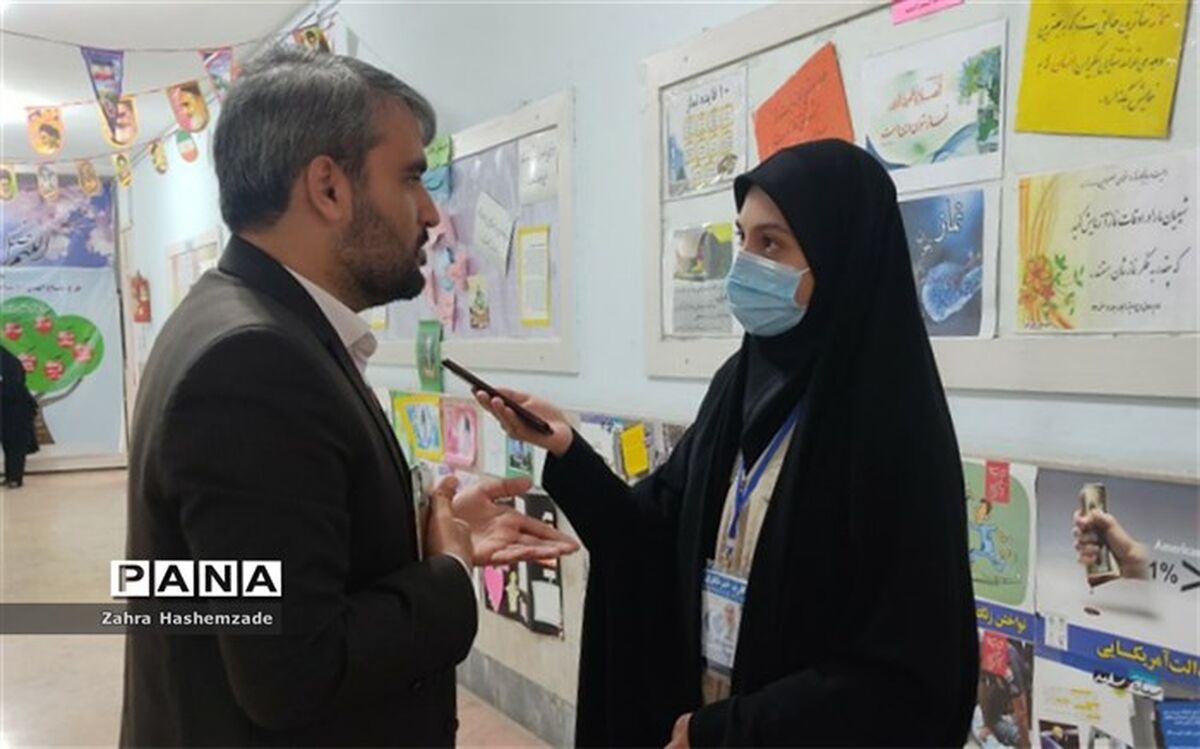 گرامیداشت دهه فجر در مدارس، مصداقی برای ترویج هویت ملی در دانش‌آموزان است