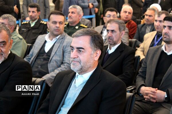 استقبال نمادین ورود تاریخی امام خمینی(ره) به ایران در مازندران