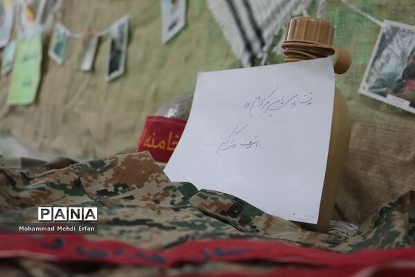 نواخته شدن زنگ انقلاب در مدارس شهرستان آباده