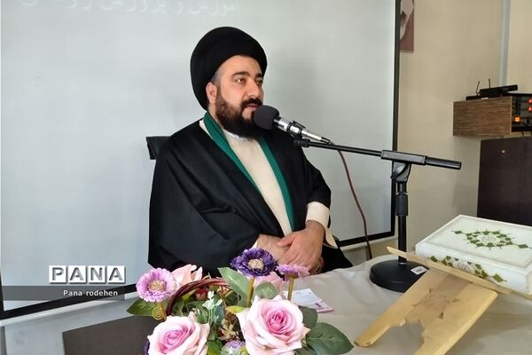 نواختن زنگ انقلاب در آموزش و پرورش رودهن
