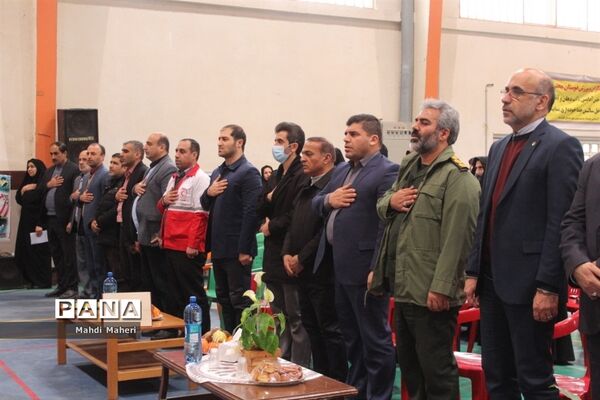 نواخته شدن زنگ انقلاب در مدارس گلوگاه